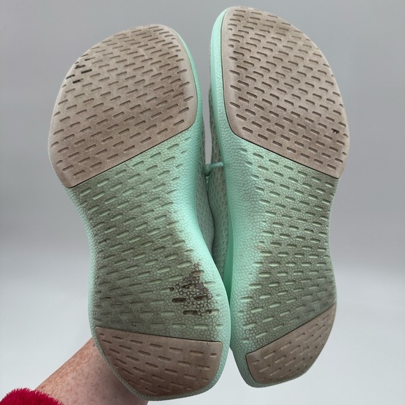 Allbirds | Women's Tree Dashers Sneakers Limited Edition Cyclone Mint - Picture 10 of 11